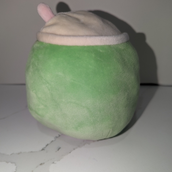Squishmallow Flip A Mallow. - Picture 2 of 5